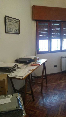 Imagen 11 de 14 de Venta Casa 4 Dormitorios - B° General Paz - Residencial