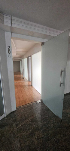 Oficina 120m2 Acondicionada Por Av De Las Fuentes En Lomas Detecamachalco
