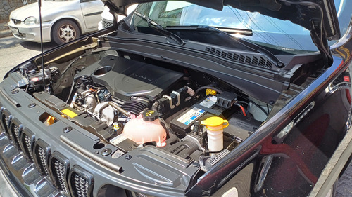 Jeep Renegade 1.3 Sport Turbo Flex Aut. (t270) 5p