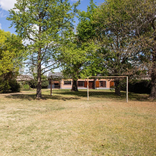 Imagen 4 de 22 de Cañuelas - Espectacular Casa Quinta En Venta