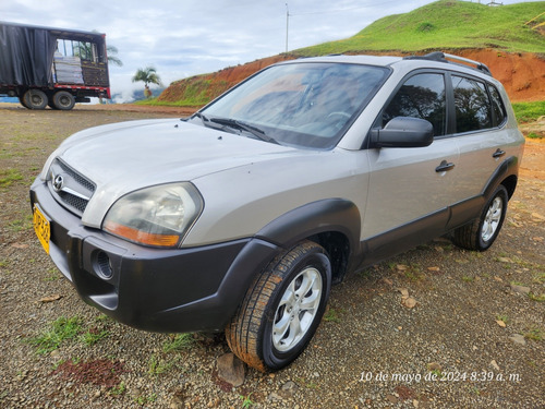 Hyundai Tucson 2.0 Gl 4x2