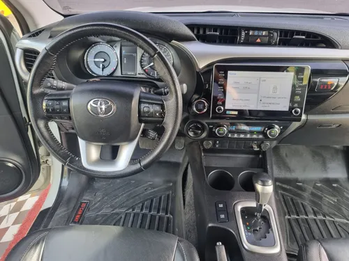 Toyota Hilux Srv 2.4 At