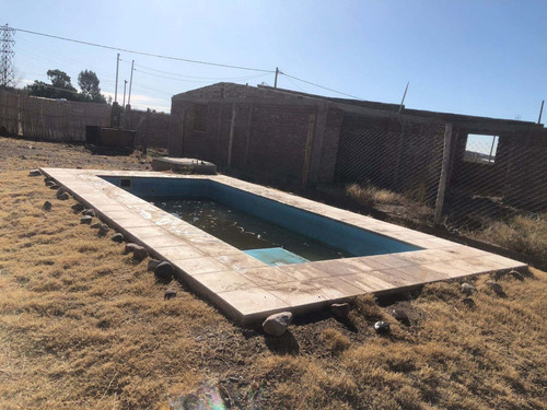 Imagen 1 de 15 de Venta Lote Con Quincho Y Pileta A Estrenar.