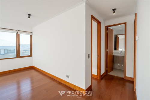 Casa Nueva En Arriendo De 4 Dorm. + Office Sector Monseñor