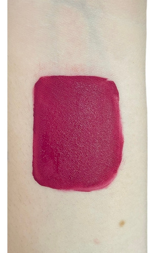 Lápiz labial Duo 2 en 1 Ruby Rose Mood Color Cm12 (rosa rosado), acabado mate y color hidratante Cm08