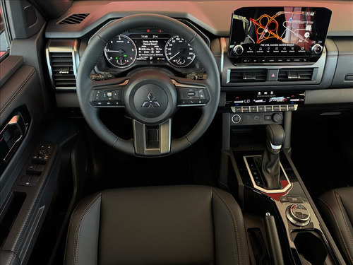 Mitsubishi Triton 2.4 BITURBO DIESEL CD KATANA 4X4 AUTOMÁTICO