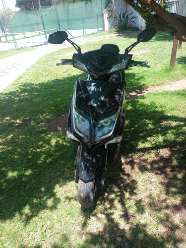Imagen 10 de 10 de Sunra Hawk