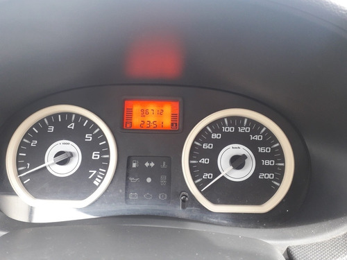 Renault Sandero Stepway 1.6 Confort 105cv 2011