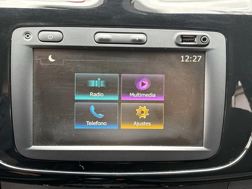 Renault Logan Life + 2025