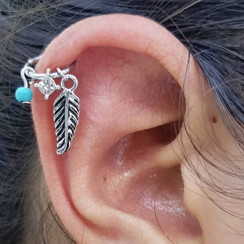 Imagen 4 de 6 de Argollita Pluma Piercing - Piercing Argenitna ®