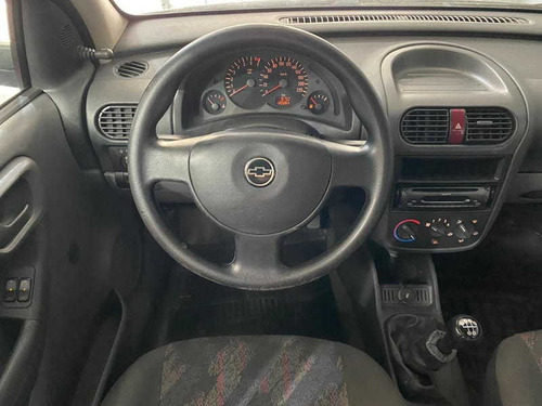 Chevrolet Corsa Sedan Maxx 1.0 8v 4p