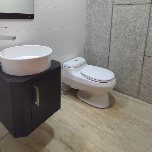 Apartamento En Alquiler - Urb. La Castellana