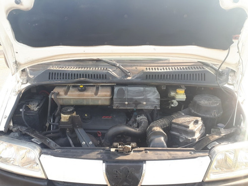 Peugeot Boxer 2013 2.3 330m Confort Hdi Larga