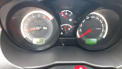 Imagem 12 de 12 de Ford Fiesta Sedan 2013 Se 1.6 16v Flex 4p Flex Manual