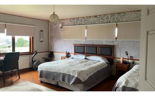 Casa En Venta De 4 Dorm. En Castro