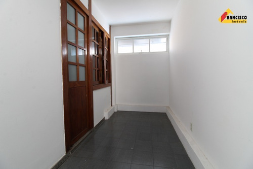 Imagem 16 de 27 de Casa Comercial Para Aluguel, 5 Quartos, 1 Suíte, 3 Vagas, Centro - Divinópolis/mg - 404