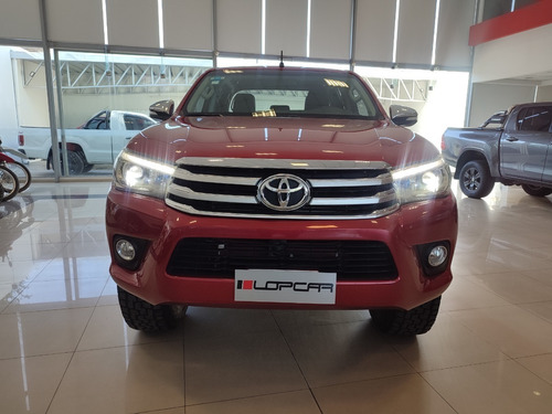 Imagen 3 de 24 de Toyota Hilux Srv Cuero 4x2 Mt
