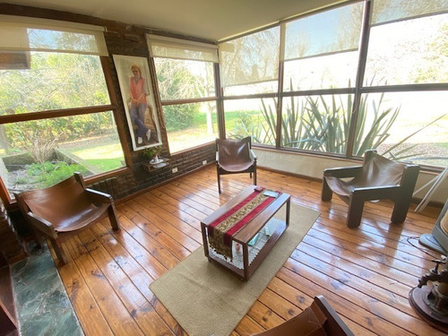 Imagen 8 de 14 de Retasada! Venta Casa En La Martona 6 Ambientes Sobre 2 Lotes