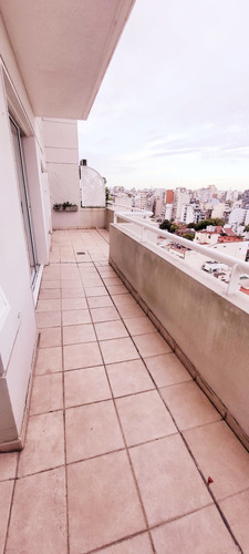 Dto 2 Ambientes Caballito Con Balcón Terraza Pileta Laundry Parque Quincho Parrilla - Seguridad 24hs - Expensas $174000