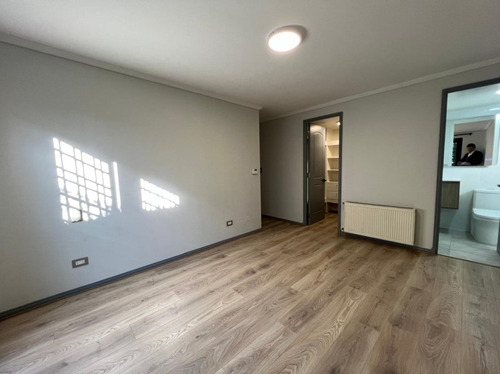 1º Piso Con Patio Y 100% Remodelado