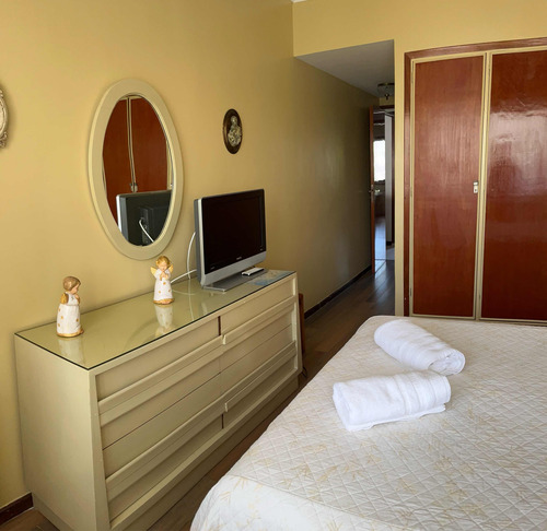 Departamento De 4 Ambientes , Para 6 Personas, 90 Mts Aprox