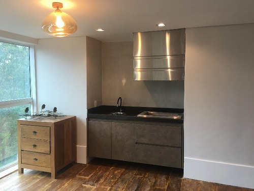Apartamento À Venda Na Rua Itapaiuna, Jardim Morumbi, São Paulo - Sp - Liv-9399