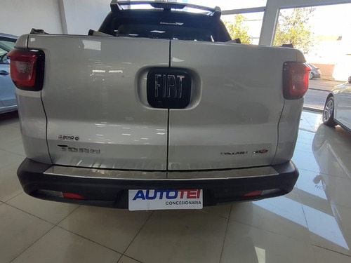 Imagen 18 de 23 de Fiat Toro 2017 2.0 Volcano 4x4 At Premiun