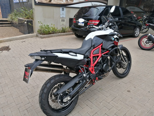 Imagem 5 de 9 de F 800 Gs
