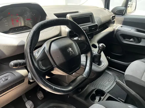 Peugeot Partner 2021
