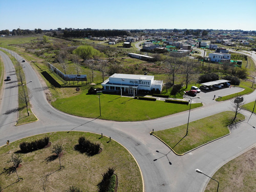 Lote Central Al Norte En Santa Sofía, Pilar Del Este, Dueño 