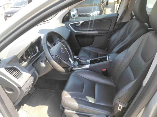 Imagem 10 de 12 de Volvo Xc60 2.0 T5 Kin 2016
