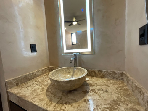 Casa En Venta En Privada Residencial En Temozon Norte, Merida, Yuc.