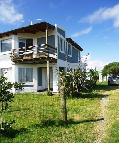 Imagen 1 de 16 de Casa En Venta De 3 Dormitorios En Balneario Buenos Aires