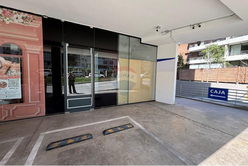 Excelente Local Comercial, Con La Mejor Ubicación