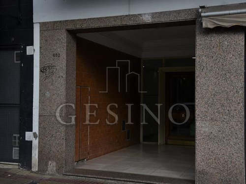 Imagen 1 de 8 de Oficina - La Plata