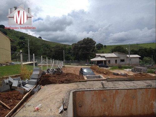 Linda Chácara Em Fase De Acabamento Com Escritura, 01 Suíte, Próxima Da Cidade, Internet, À Venda, 500 M² Por R$ 390.000 - Zona Rural - Pinhalzinho/sp - Ch0870