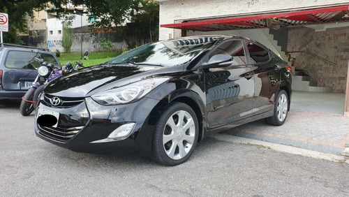 Hyundai Elantra 2012