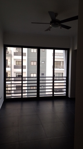 Vendo Hermoso Apartamento En Un Piso 7 En El Naco 