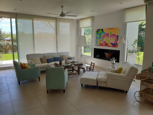 Imagen 2 de 22 de Venta De Casa 5 Ambientes Barrio La Pionera, Estancias Del Pilar