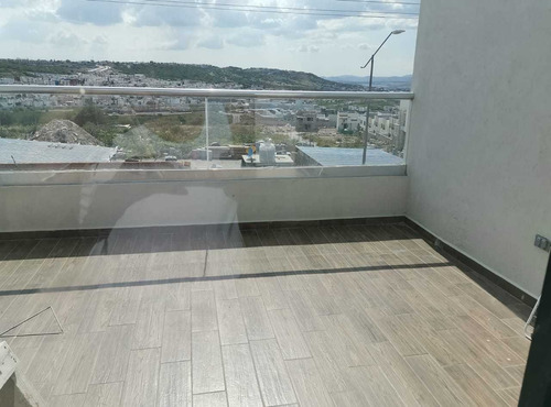 Imagen 19 de 21 de Casa En Venta Con Recamara En Planta Baja En Altozano Querétaro.