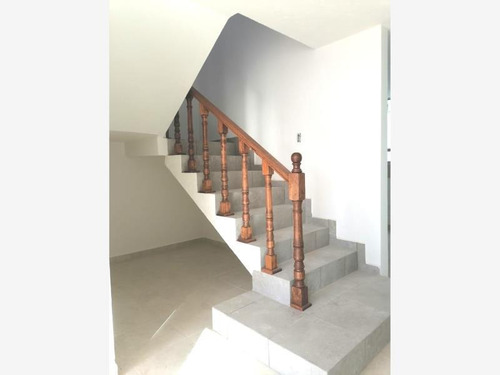 Imagen 2 de 12 de Casa Sola En Venta Valle De Estrellas