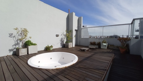 Imagen 21 de 29 de Alquiler Temporario Departamento Dos Ambientes Palermo Holywood, Cochera Privada Apta Camioneta, Jacuzzi, Parrillas