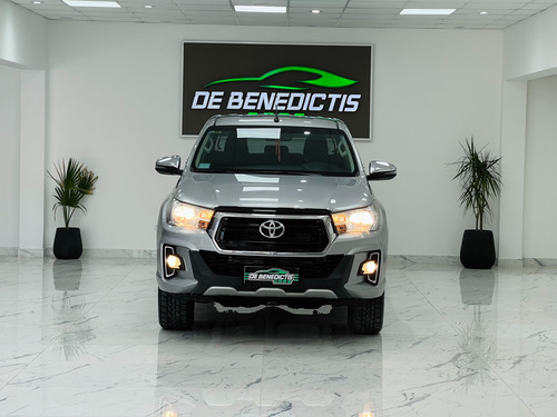 Toyota Hilux Pick-up 2.8 Cd Srv 177cv 4x4