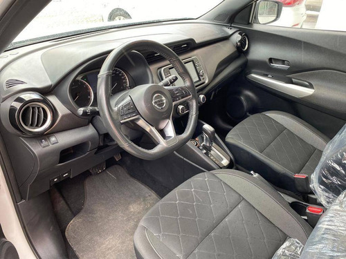 Imagem 6 de 10 de Nissan Kicks 1.6 16v Flexstart S 4p Xtronic