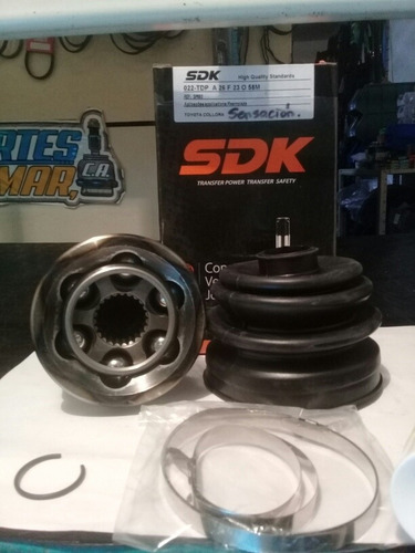 Punta De Tripoide Toyota Corolla New Sensation 26x23 Estrias