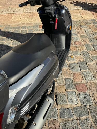 Scooter Kymco Like 200i 5.000km 2017