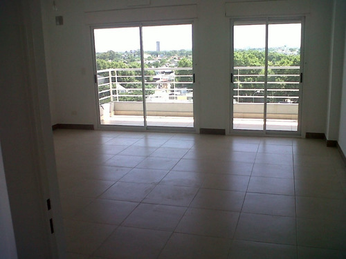 Imagen 4 de 7 de Av. San Martin 7100. 2 Amb. Con Enorme Balcon. A Estrenar!!. Villa Pueyrredon