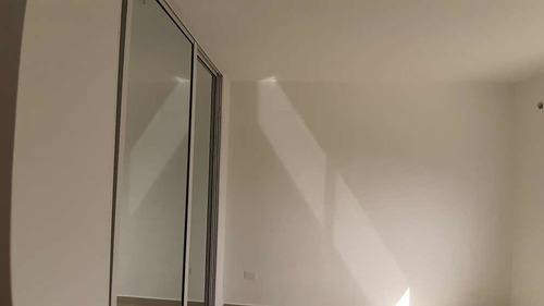 Imagen 7 de 14 de Apartamento De 3 Habitaciones, 2 Baños De 90m2