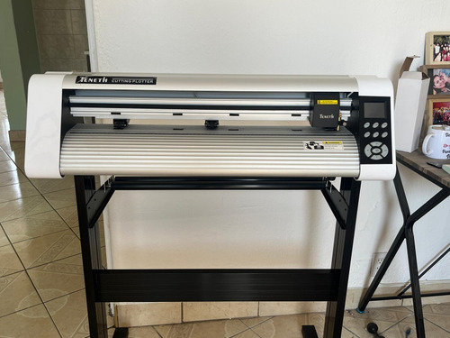 Plotter De Corte 24  Teneth