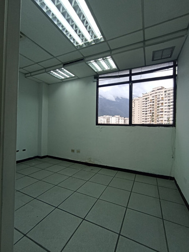 Imagen 11 de 16 de Ml. Alquiler De Oficina En Caracas - Libertador - La Campiña